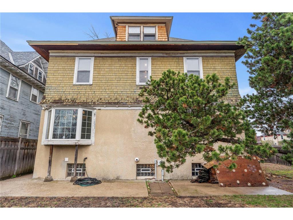 924 Marshall Avenue Saint Paul MN 55104 7059010 image74