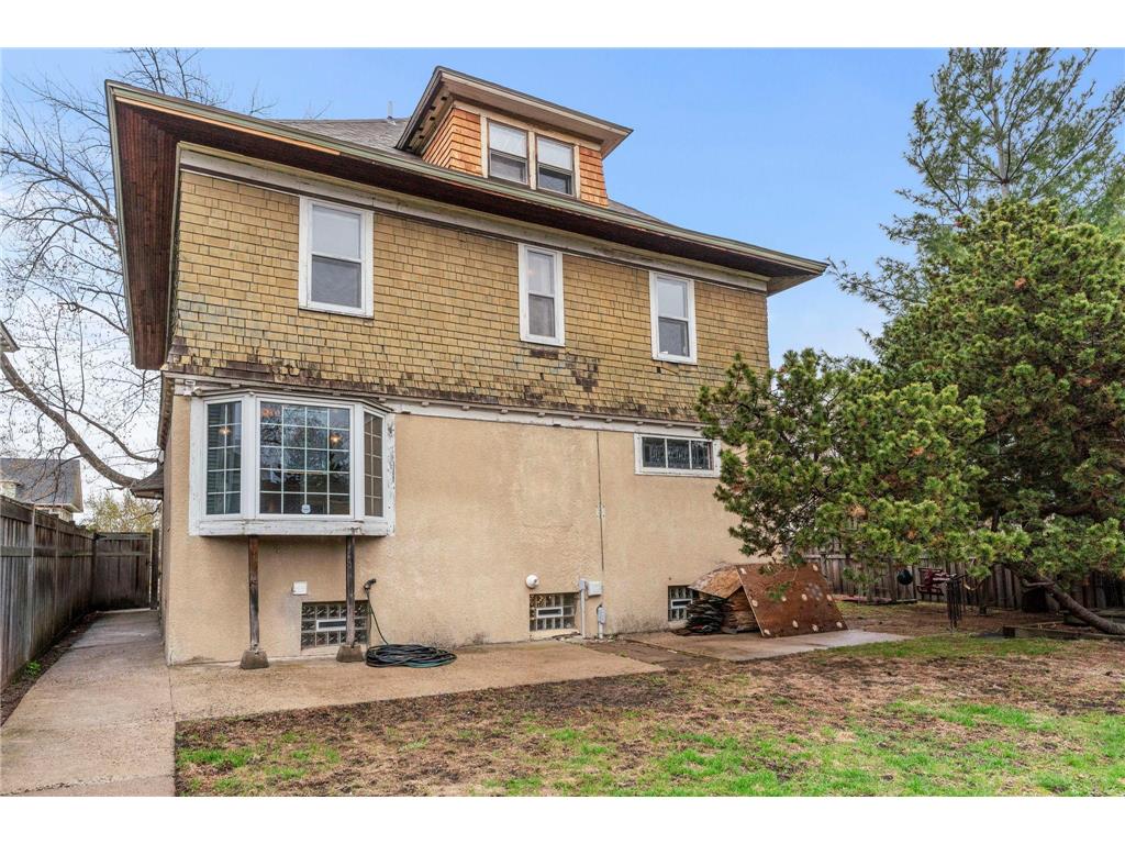 924 Marshall Avenue Saint Paul MN 55104 7059010 image75