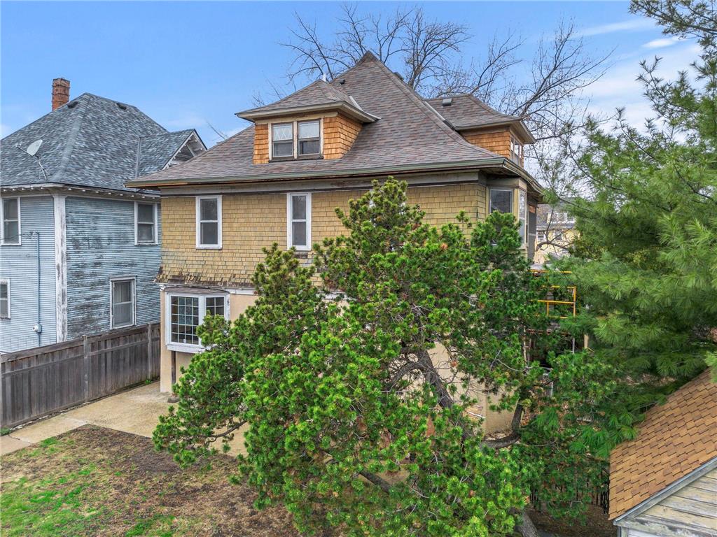924 Marshall Avenue Saint Paul MN 55104 7059010 image76