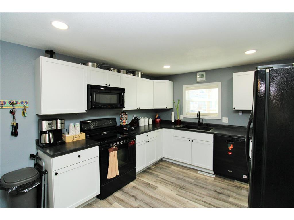 924 N 6th Street Montevideo MN 56265 6490027 image1