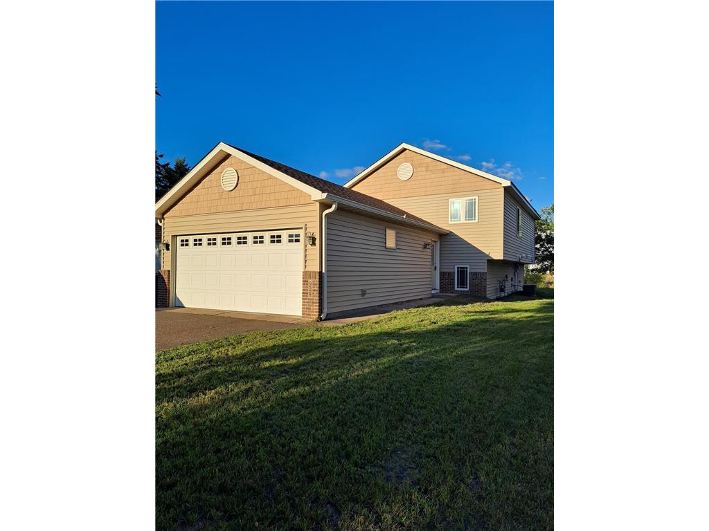 924 Whiskey Road NW Isanti MN 55040 6597958 image1