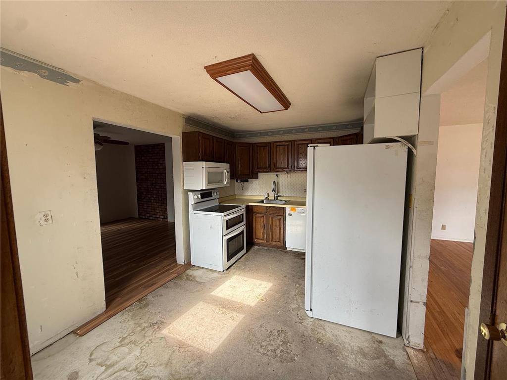 9242 5th Street NE Blaine MN 55434 7029268 image4