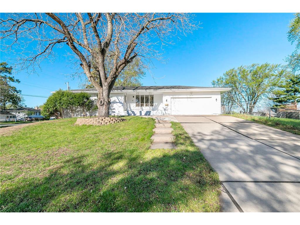 9242 Queen Avenue S Bloomington MN 55431 7036966 image2