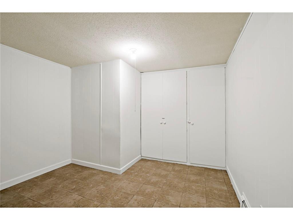 9242 Queen Avenue S Bloomington MN 55431 7036966 image20