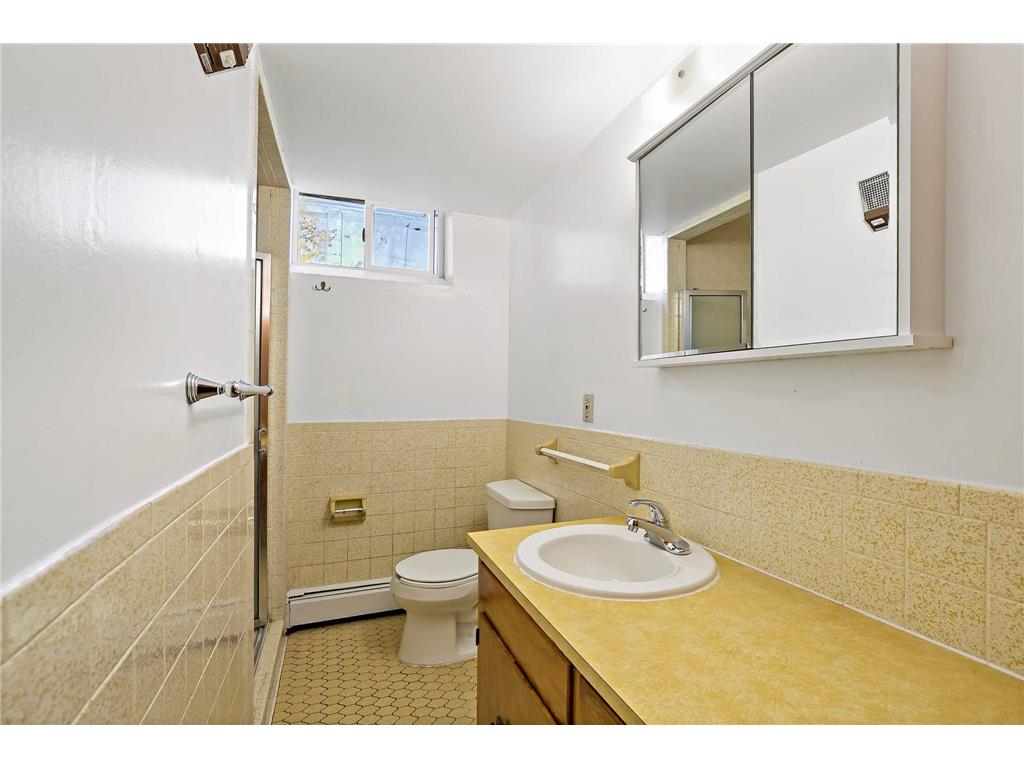 9242 Queen Avenue S Bloomington MN 55431 7036966 image25