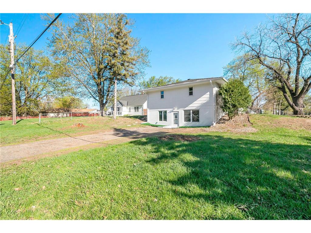 9242 Queen Avenue S Bloomington MN 55431 7036966 image29