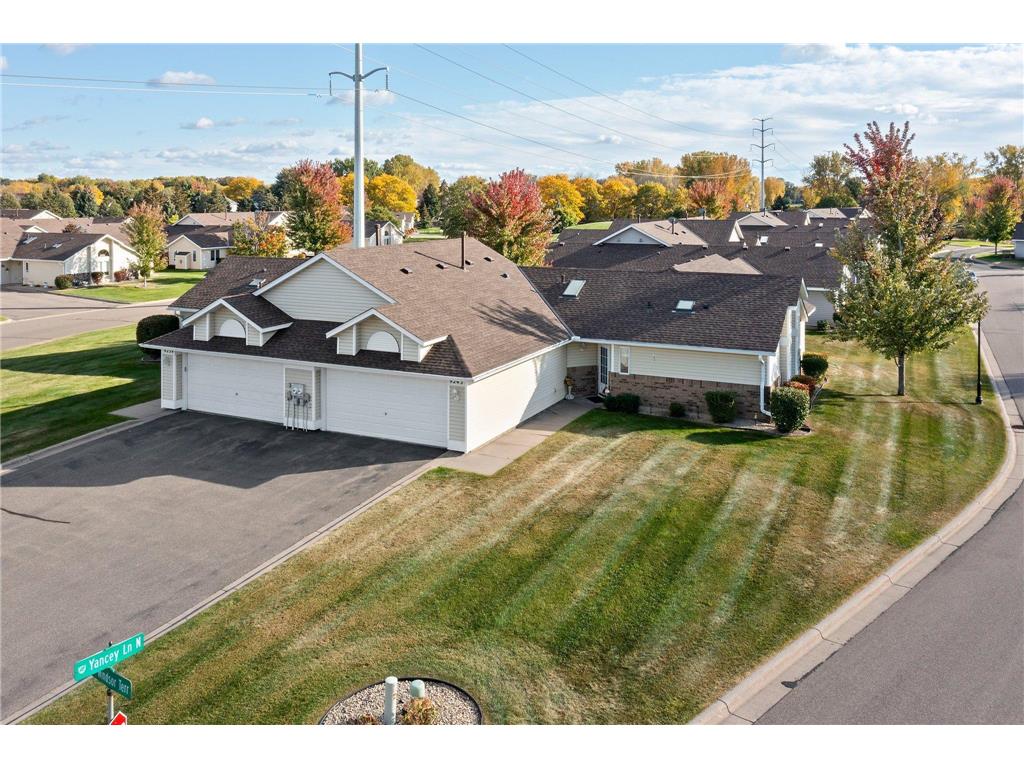 9243 Windsor Terrace Brooklyn Park MN 55443 6618166 image1
