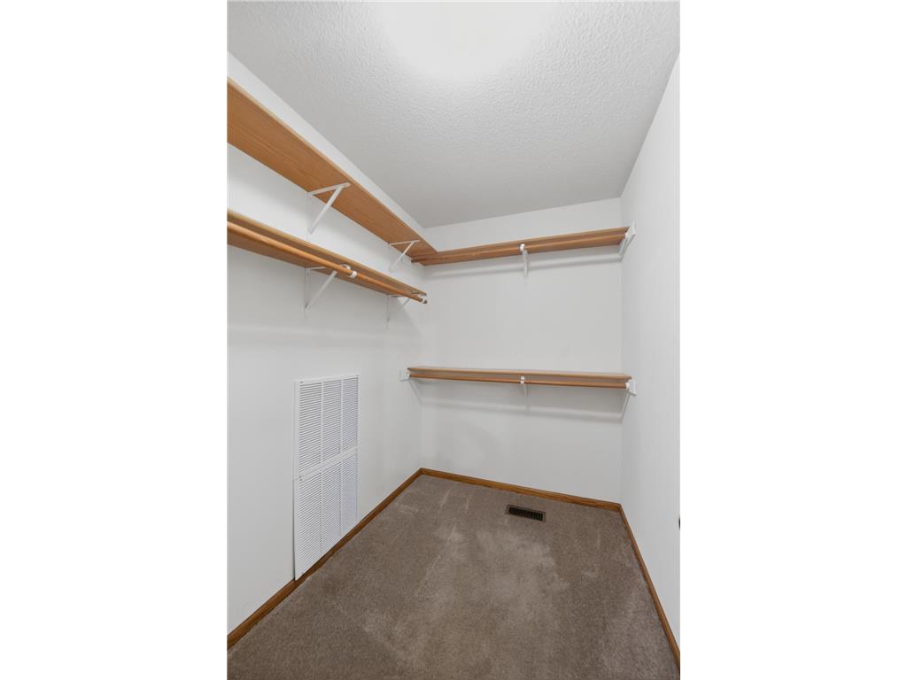 9244 Dunbar Knoll N Brooklyn Park MN 55443 7073315 image21