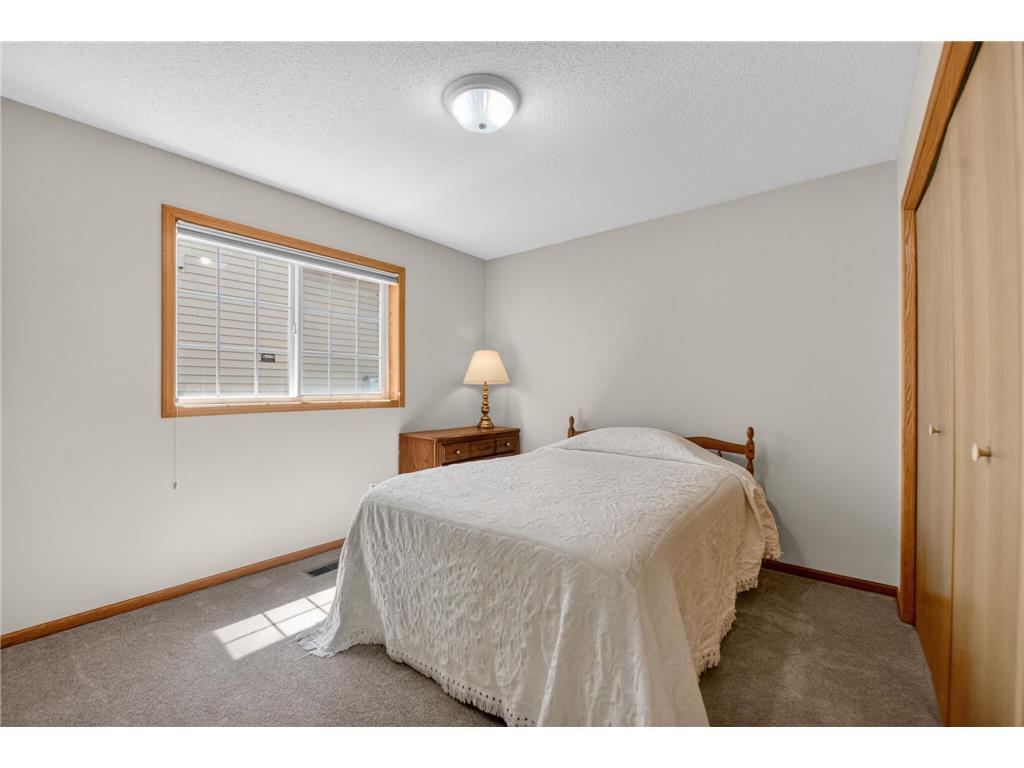 9244 Dunbar Knoll N Brooklyn Park MN 55443 7073315 image22