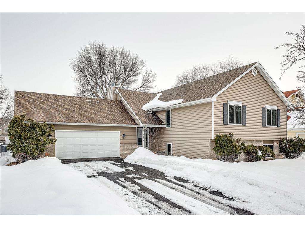 9244 Loch Lomond Court Brooklyn Park MN 55443 6332451 image1