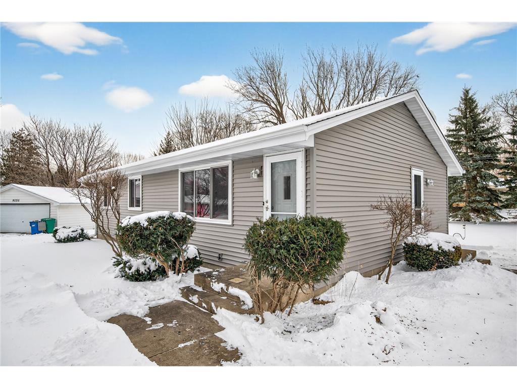 9244 Zinnia Lane N Maple Grove MN 55369 7037059 image1