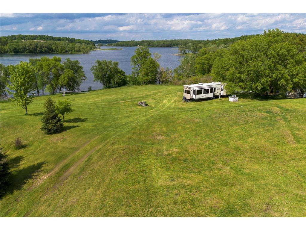 9245 Rachel Shores SW Farwell MN 56327 - Echo 6542505 image1