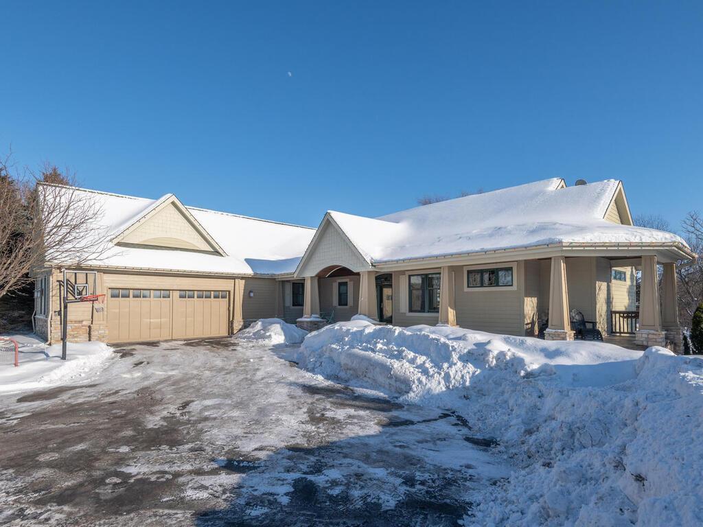 9247 195th Street E, Credit River Twp, MN, 55372 MLS 6328308 Edina