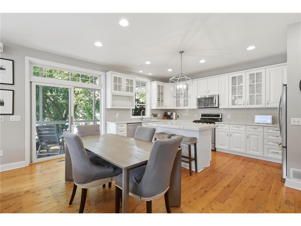 9247 Lake Riley Boulevard Chanhassen MN 55317 - Riley 7097353 image12