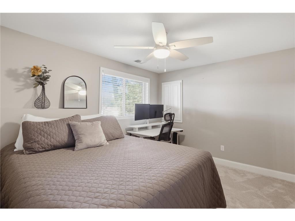 9247 Lake Riley Boulevard Chanhassen MN 55317 - Riley 7097353 image18