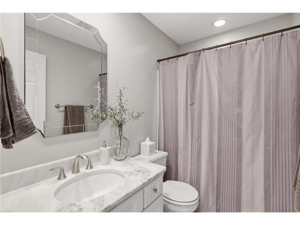 9247 Lake Riley Boulevard Chanhassen MN 55317 - Riley 7097353 image31