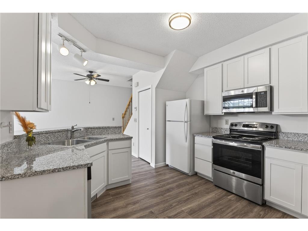 9249 Troon Court Woodbury MN 55125 7062202 image15