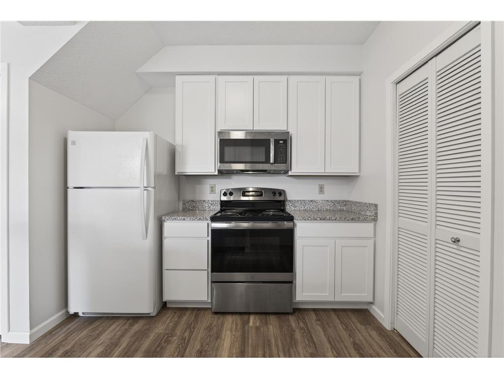 9249 Troon Court Woodbury MN 55125 7062202 image16