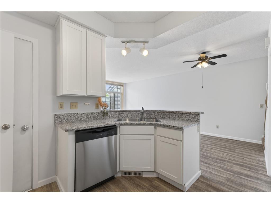 9249 Troon Court Woodbury MN 55125 7062202 image17