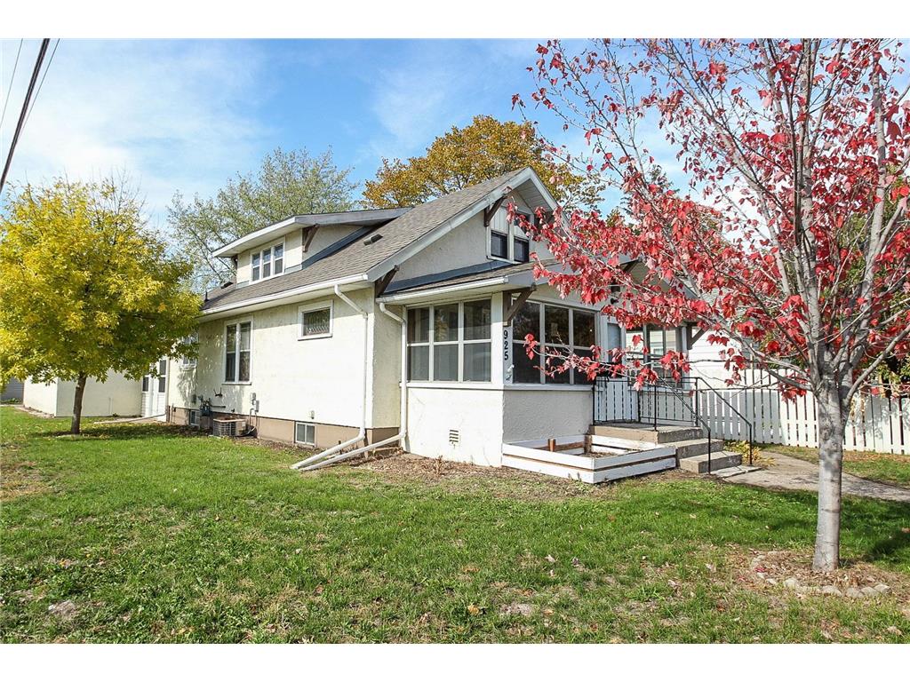 925 10 1/2 Avenue S Saint Cloud MN 56301 6449776 image1