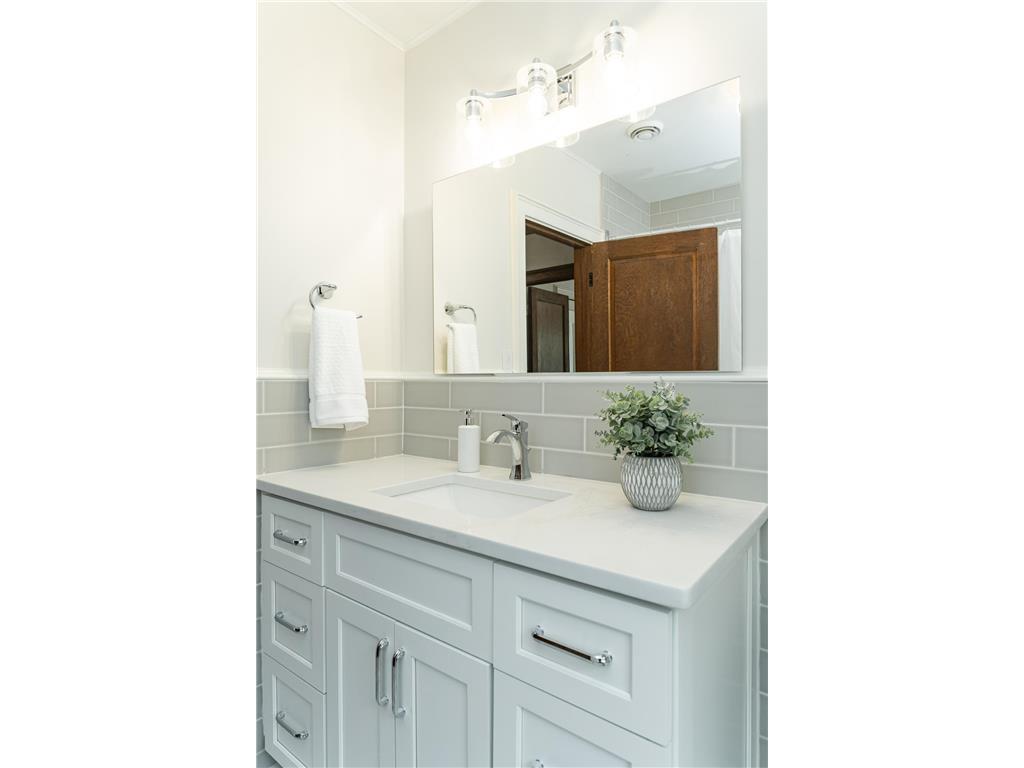 925 6th Street SW Rochester MN 55902 6728663 image64