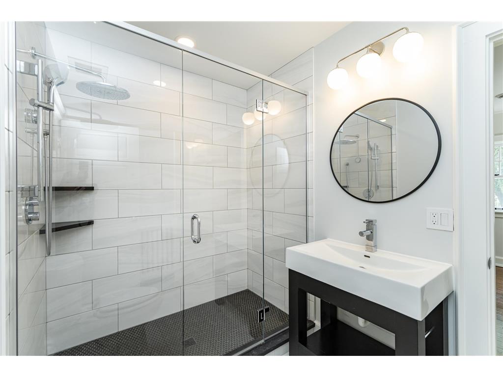 925 6th Street SW Rochester MN 55902 6728663 image69