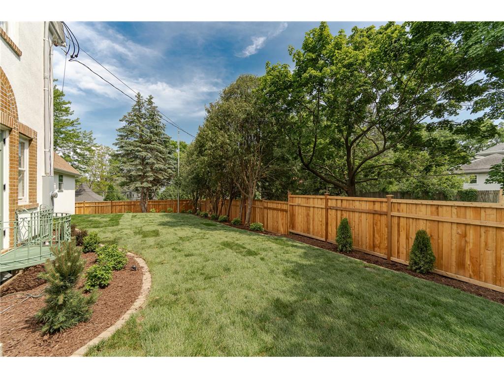 925 6th Street SW Rochester MN 55902 6728663 image8