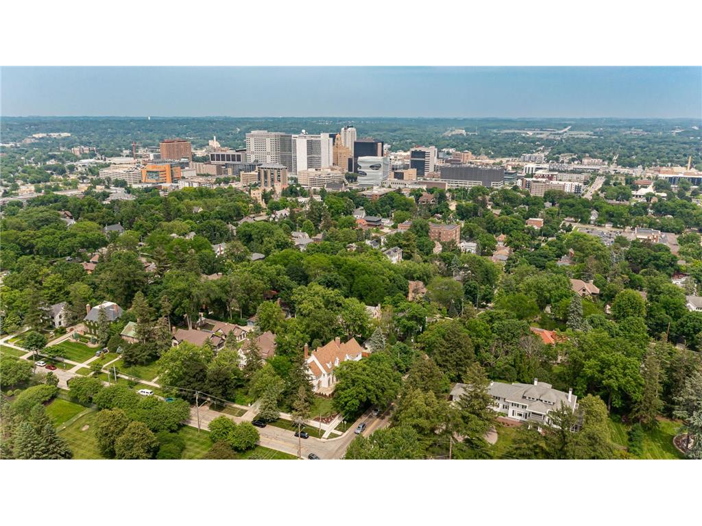 925 6th Street SW Rochester MN 55902 6728663 image98