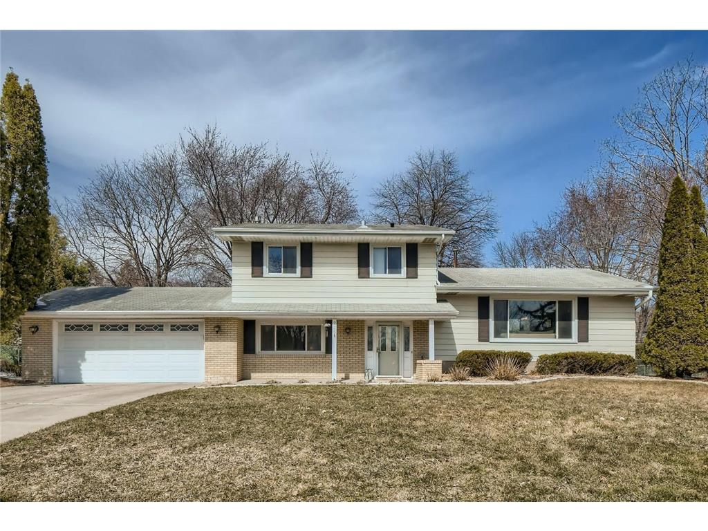 925 Arbogast Street Shoreview MN 55126 - Judy 6173810 image1