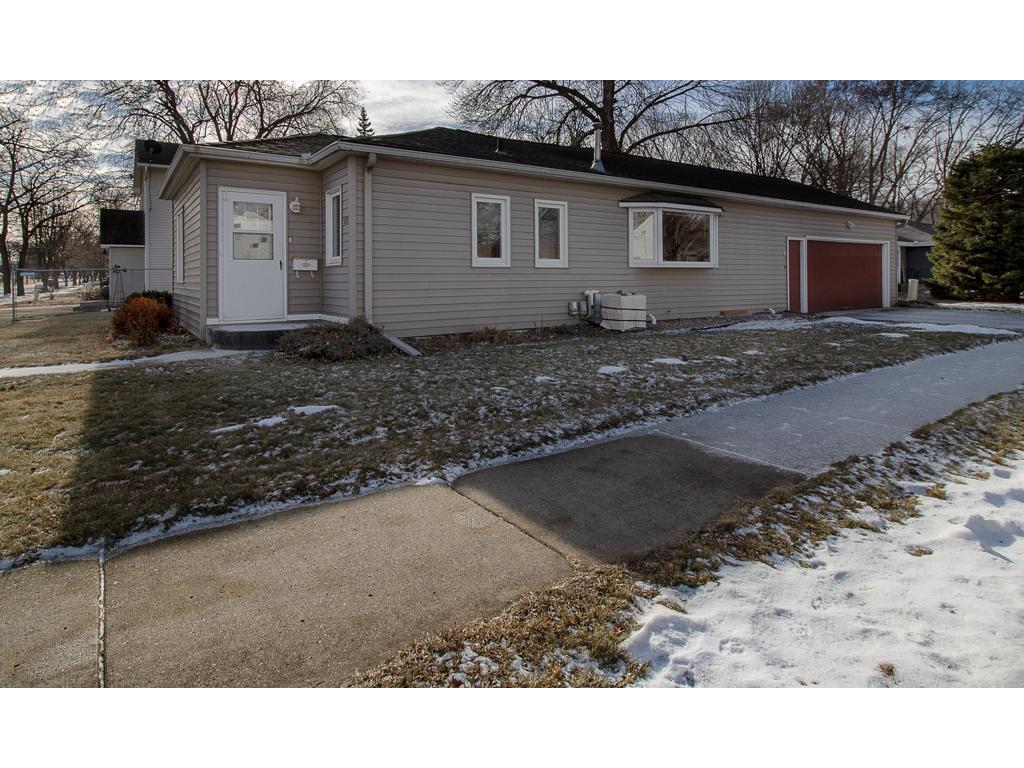 925 Center Street North Mankato MN 56003 6644336 image1