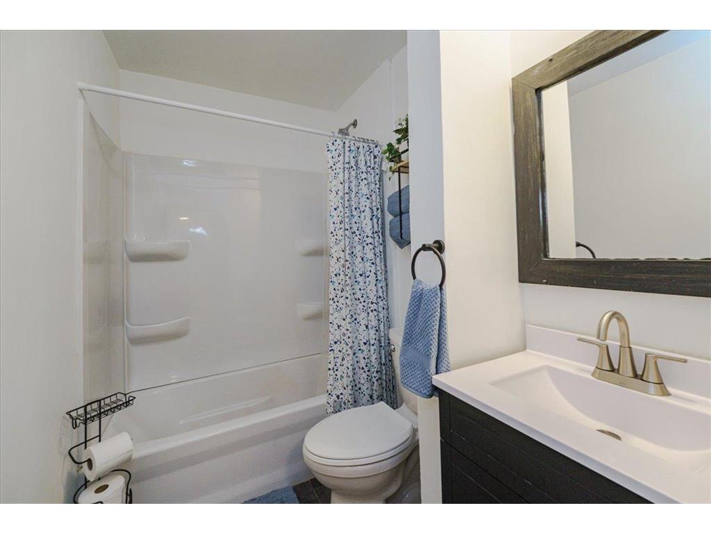 925 Constance Boulevard NE Ham Lake MN 55304 - Sand Creek 7089342 image35