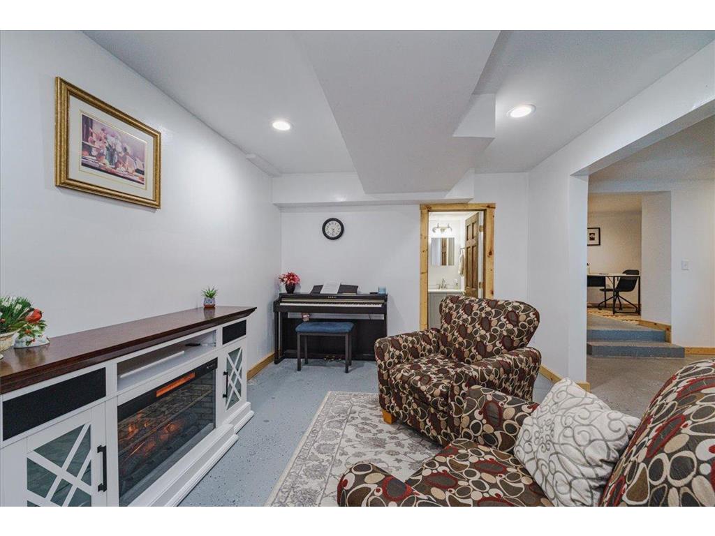925 Constance Boulevard NE Ham Lake MN 55304 - Sand Creek 7089342 image48