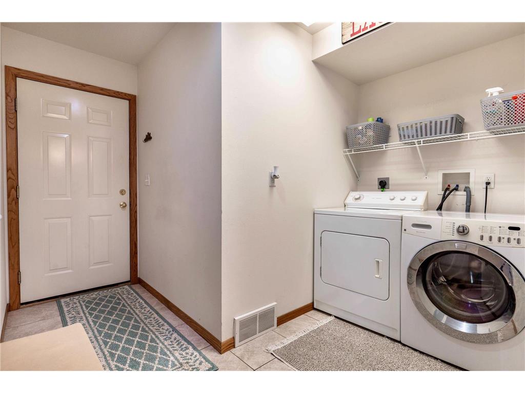 925 E Cavour Avenue Fergus Falls MN 56537 7028385 image17