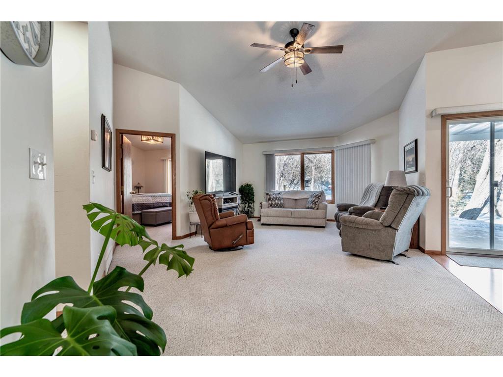 925 E Cavour Avenue Fergus Falls MN 56537 7028385 image3