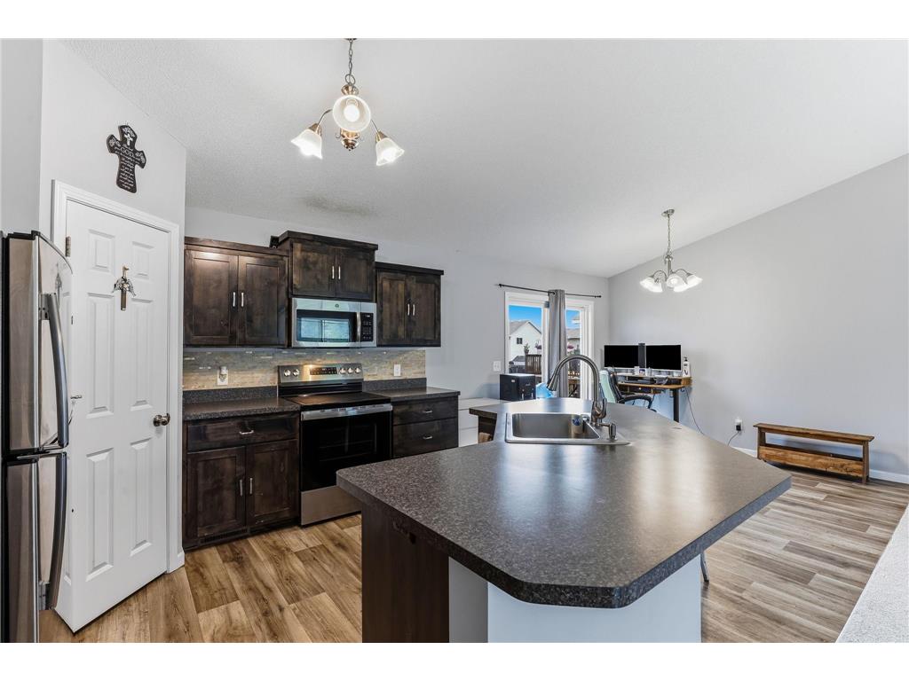 925 Highview Loop SE Pine City MN 55063 7078950 image10