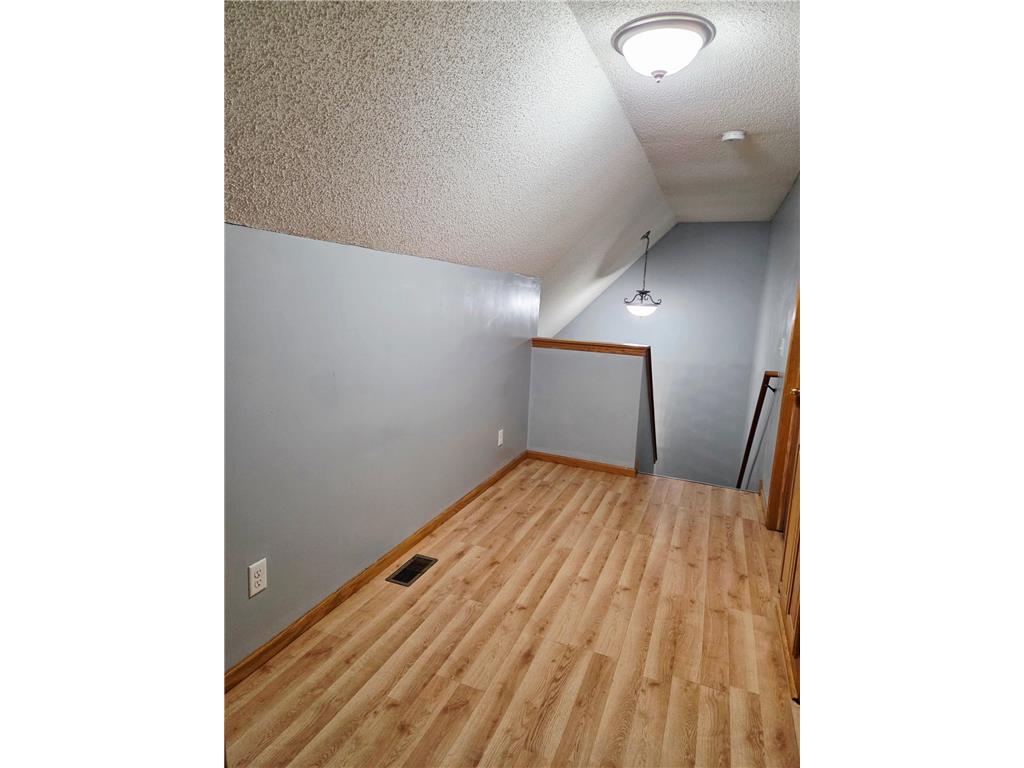 925 Marion Street Saint Paul MN 55117 6808746 image20