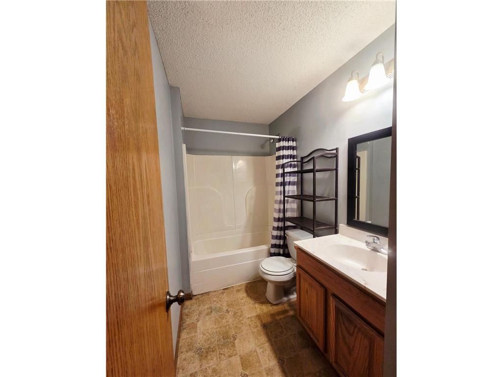 925 Marion Street Saint Paul MN 55117 6808746 image30