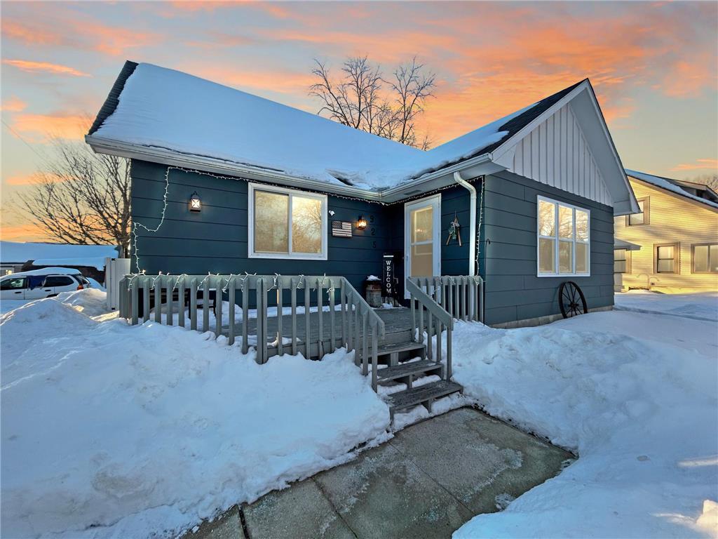 925 N 4th Street, Montevideo, MN 56265 MLS 6330343 Edina Realty