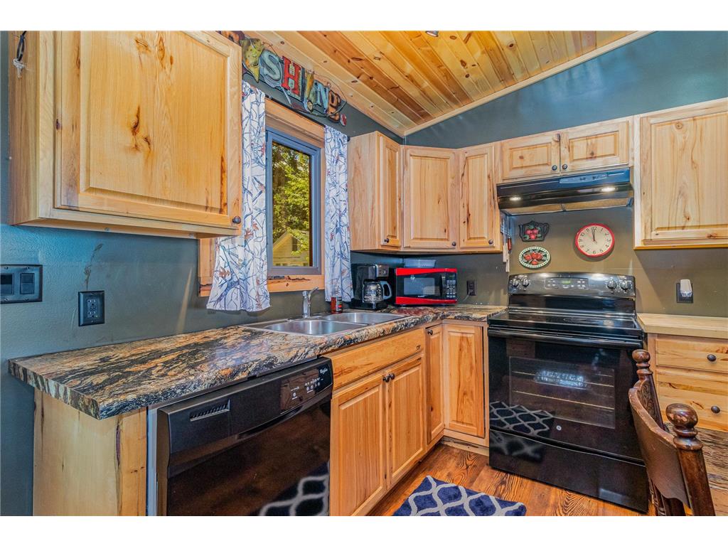 925 Paquin Street E Waterville MN 56096 - Upper Sakatah 6793404 image12