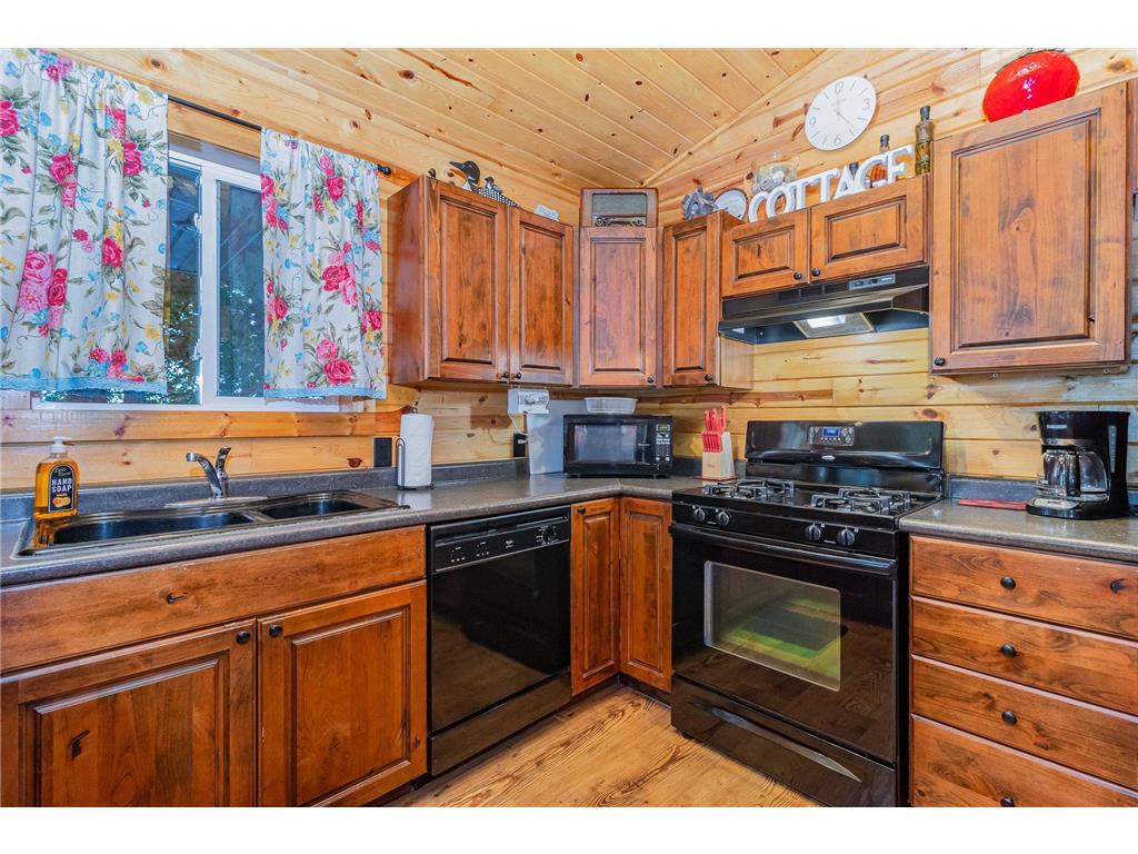 925 Paquin Street E Waterville MN 56096 - Upper Sakatah 6793404 image24