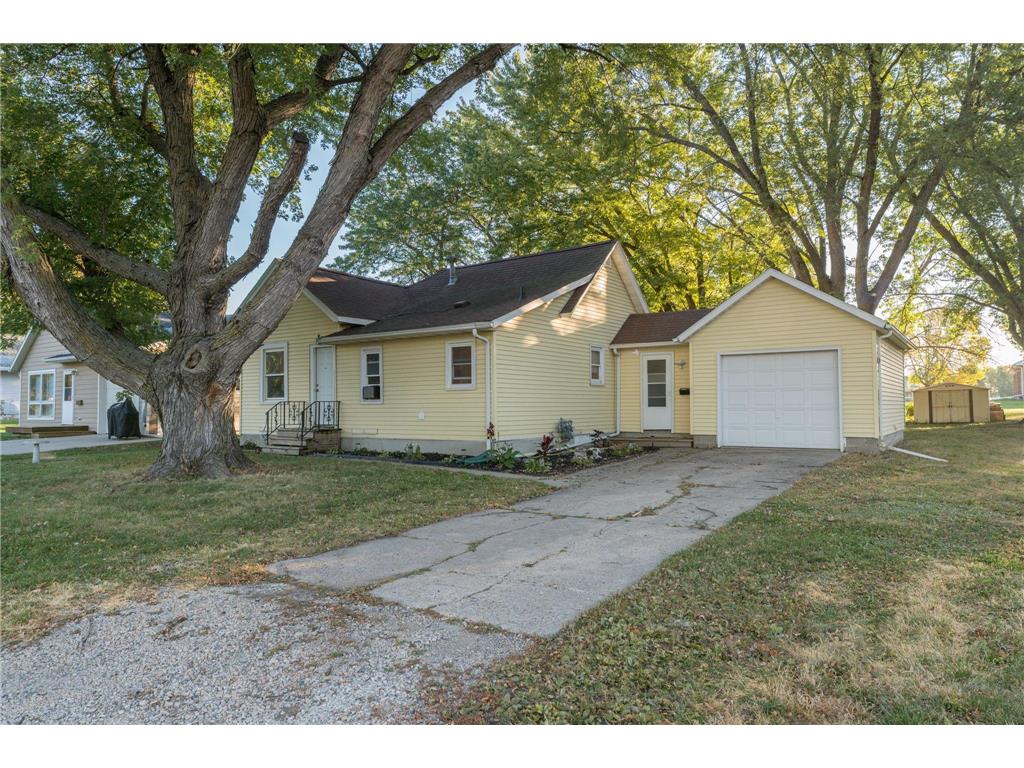 925 S Galbraith Street Blue Earth MN 56013 6803139 image1