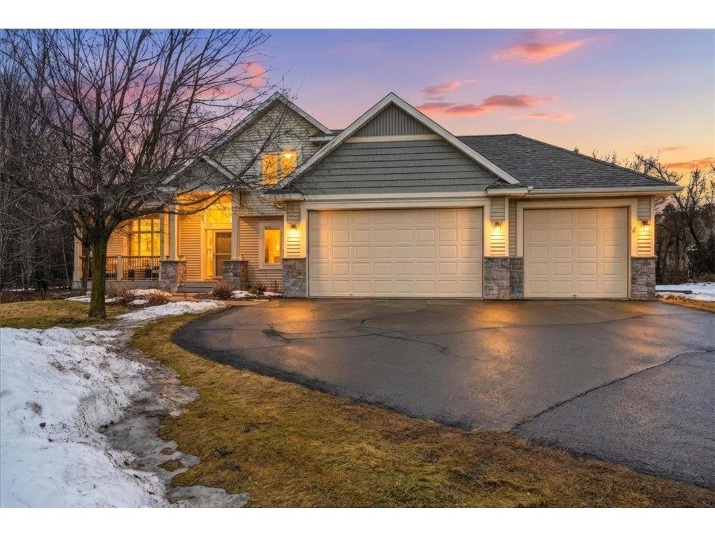 925 Sadie's Lane Hudson WI 54016 7024726 image1