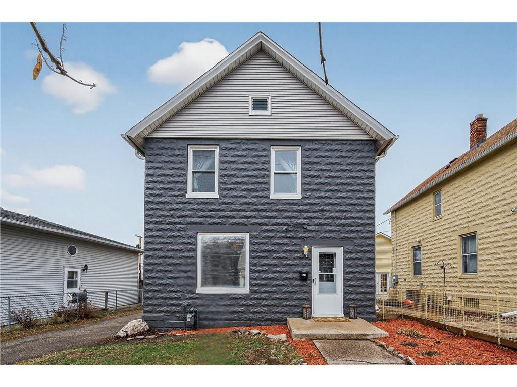 925 Western Avenue N Saint Paul MN 55117 7022977 image1