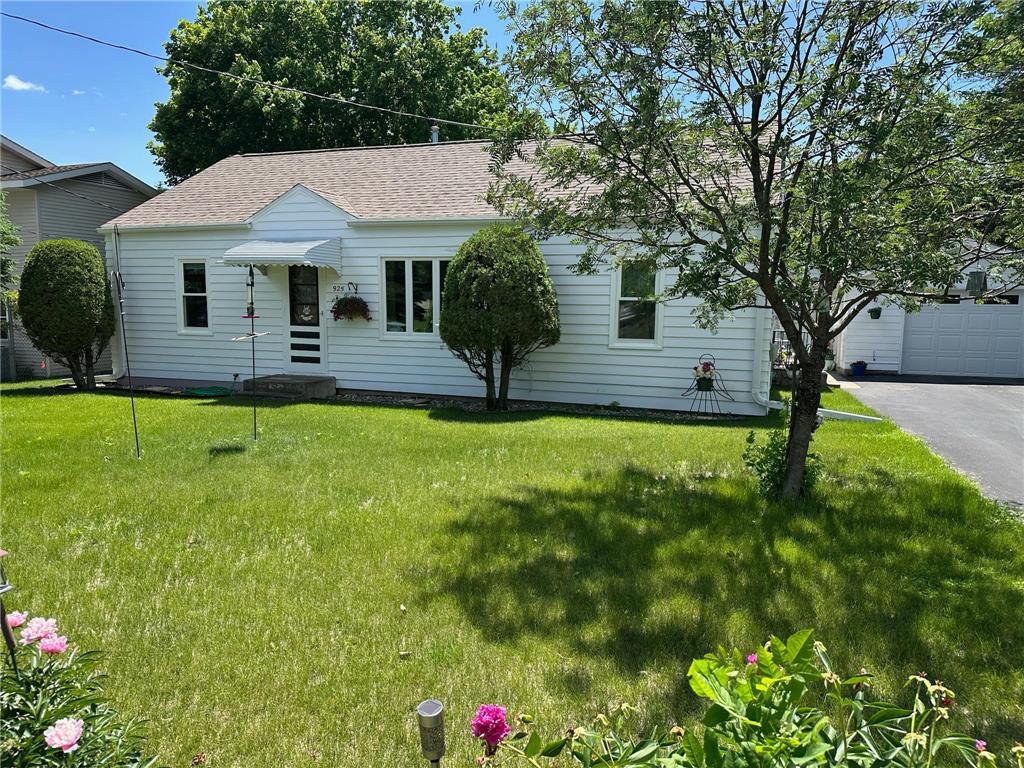 925 Willow Street W Detroit Lakes MN 56501 6739934 image1