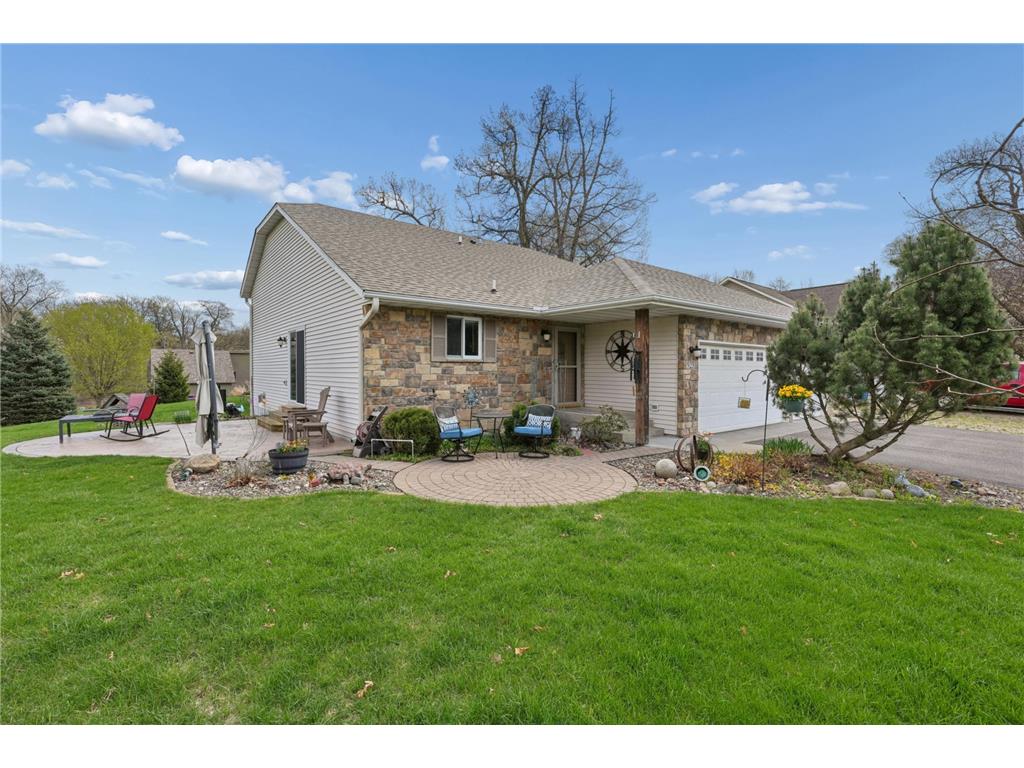 9251 227th Street Court N Forest Lake MN 55025 7064661 image1
