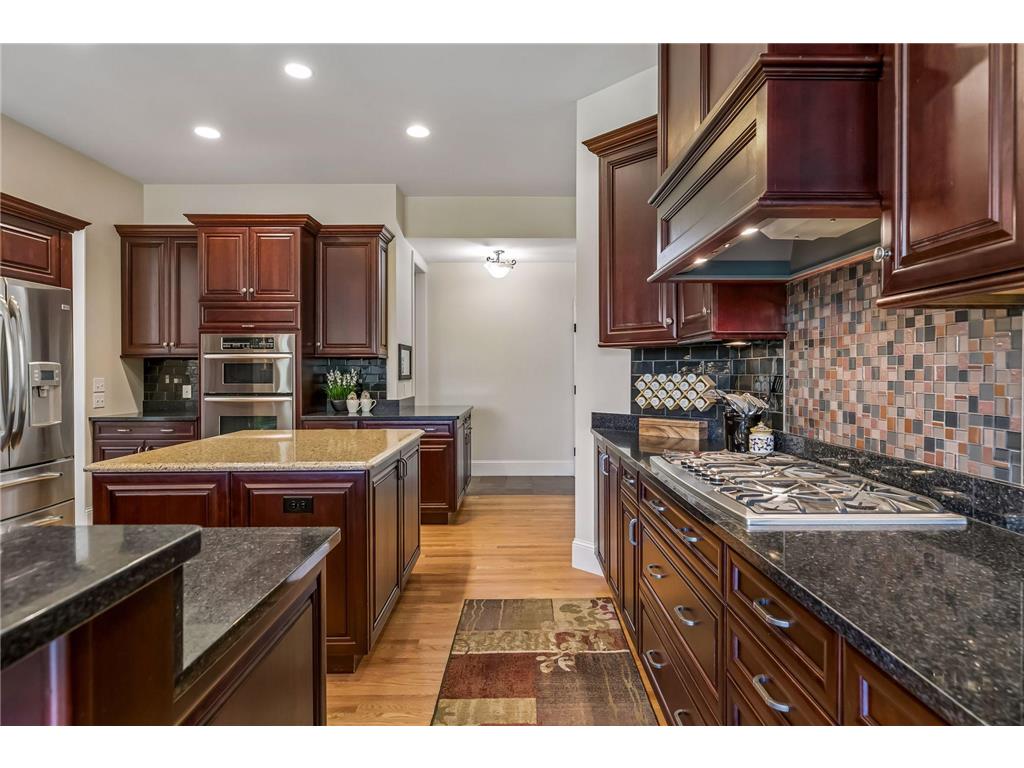 9251 Wedgewood Point Woodbury MN 55125 7068574 image20