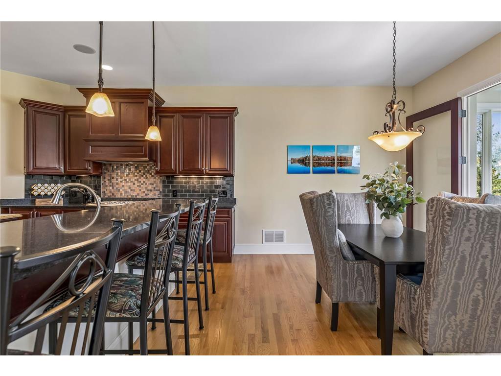 9251 Wedgewood Point Woodbury MN 55125 7068574 image24
