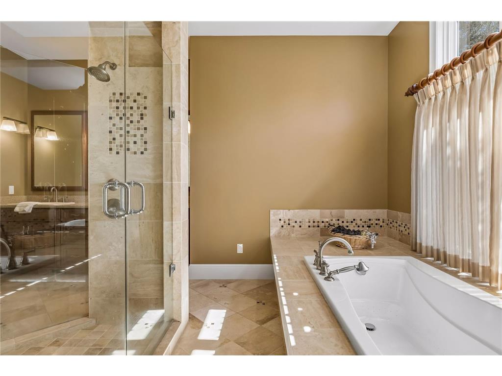 9251 Wedgewood Point Woodbury MN 55125 7068574 image32