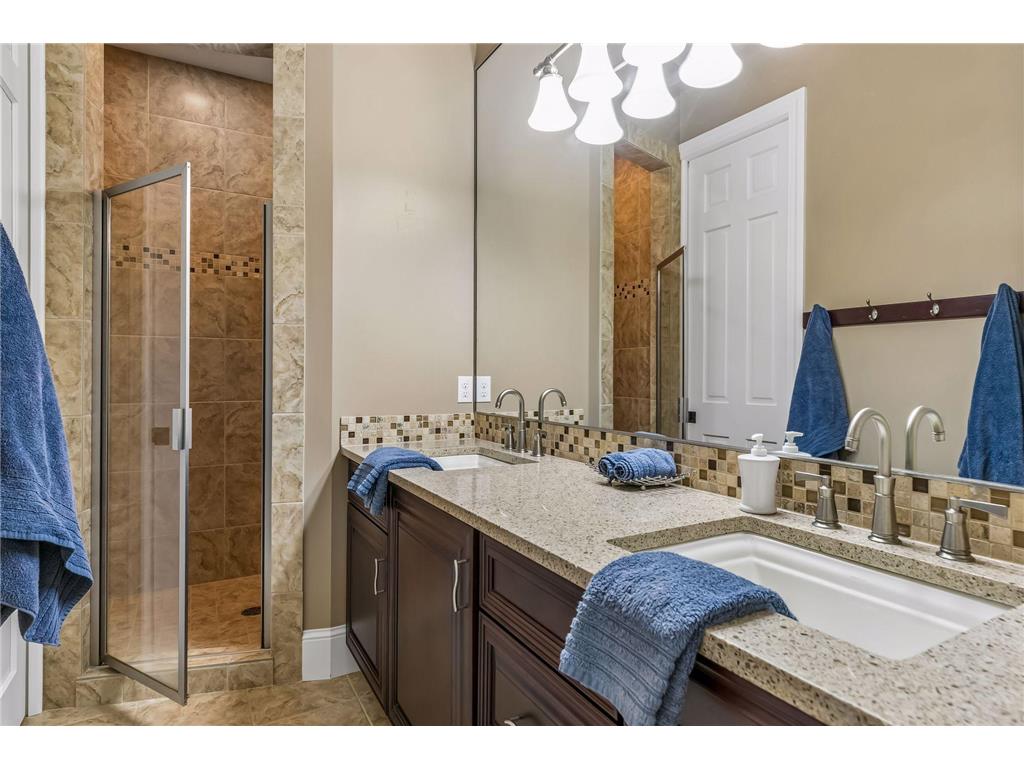 9251 Wedgewood Point Woodbury MN 55125 7068574 image38