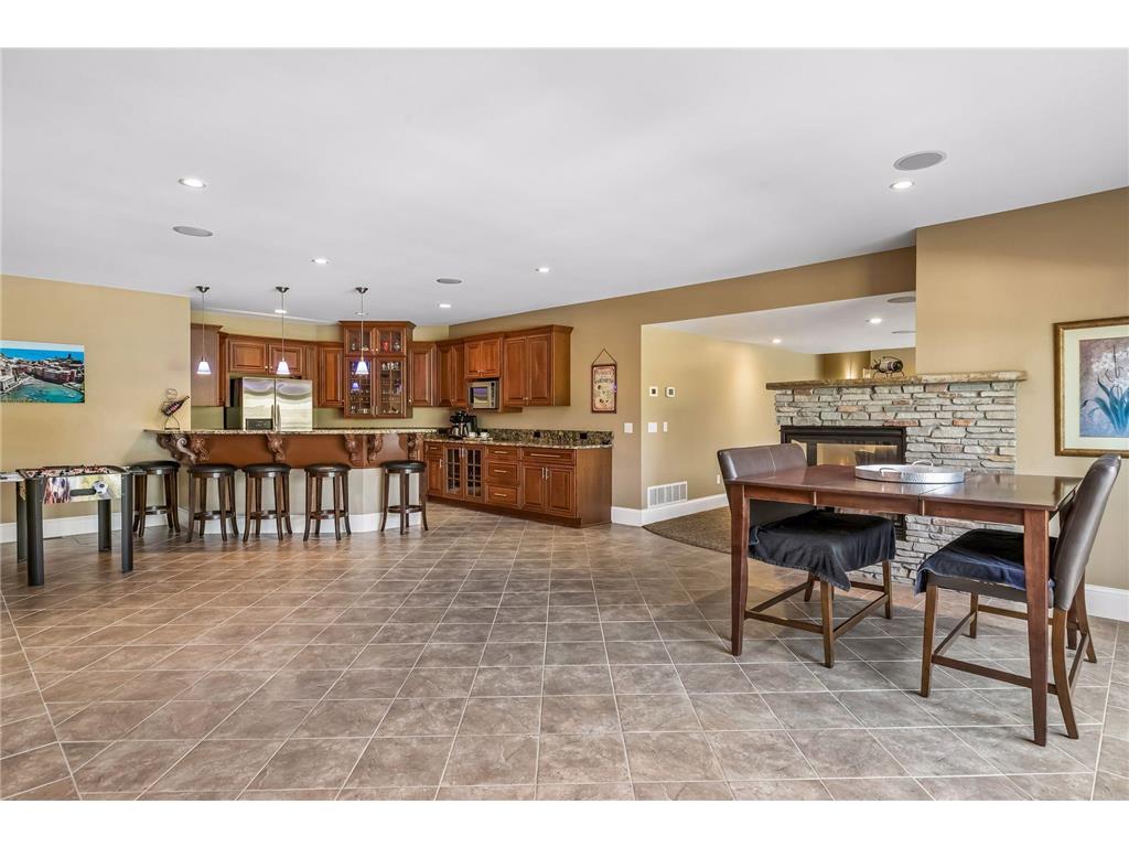 9251 Wedgewood Point Woodbury MN 55125 7068574 image51
